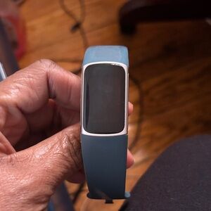 Fitbit Teal Fitness Wristband charge 5